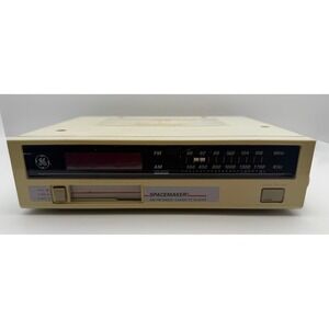 GE Spacemaker AM FM Radio Cassette Player Digital Clock 7-4260A Vintage Cream